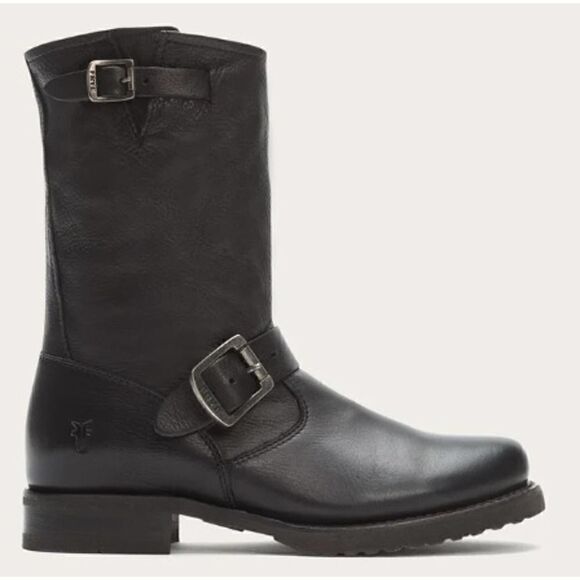 FRYE Veronica Short Black Size 9 NWT - Picture 1 of 4